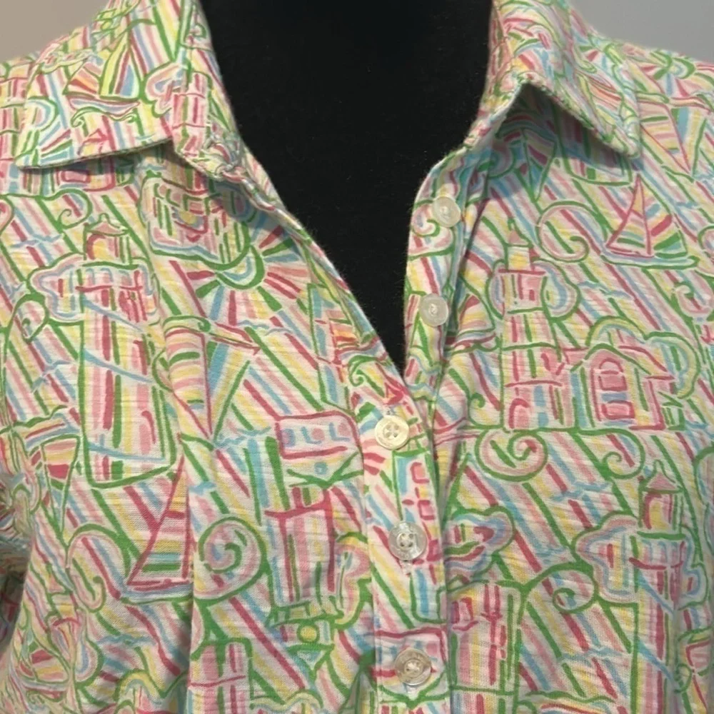 Lily Pulitzer large 3/4 button down  F - Picture 2 of 8